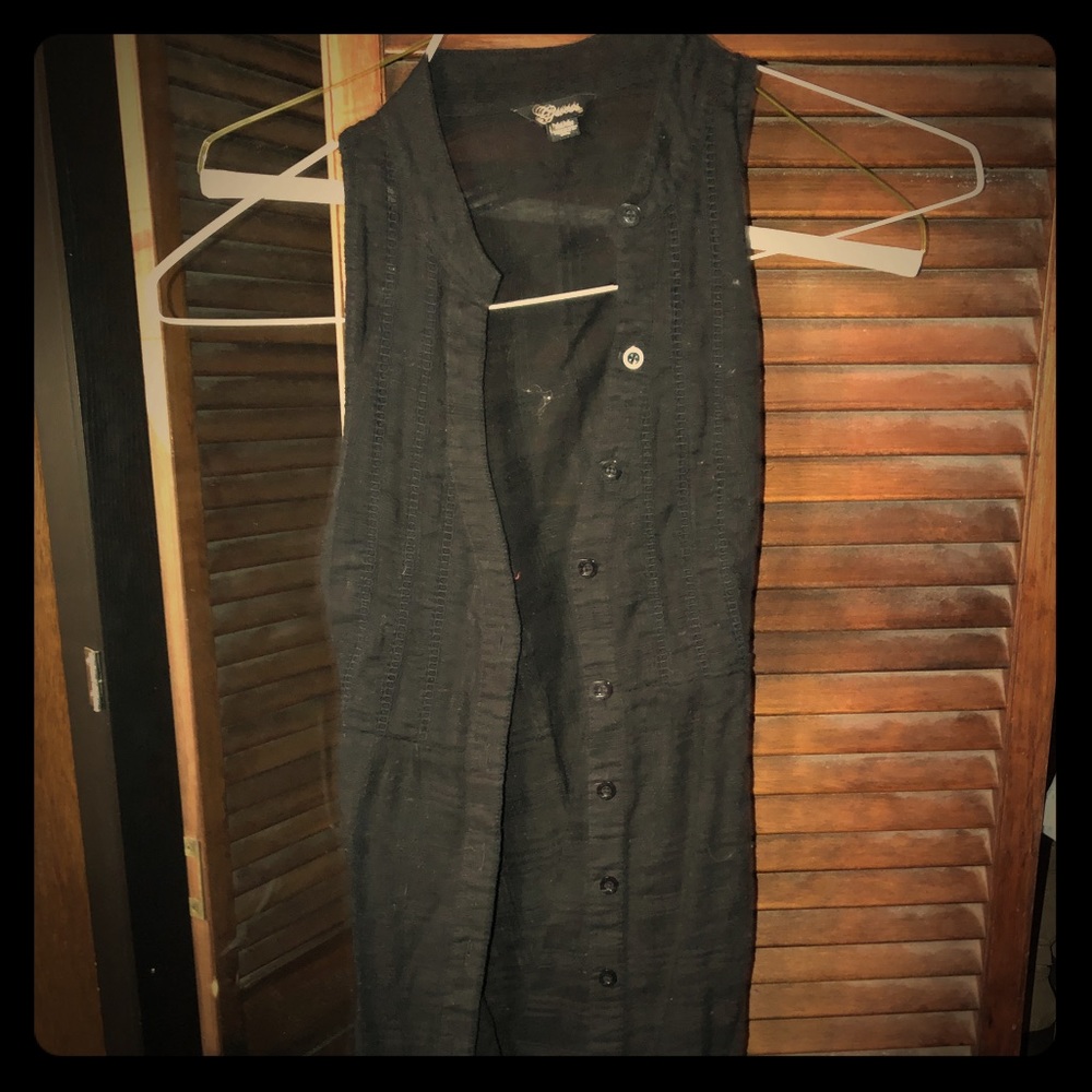 Guess black tank blouse